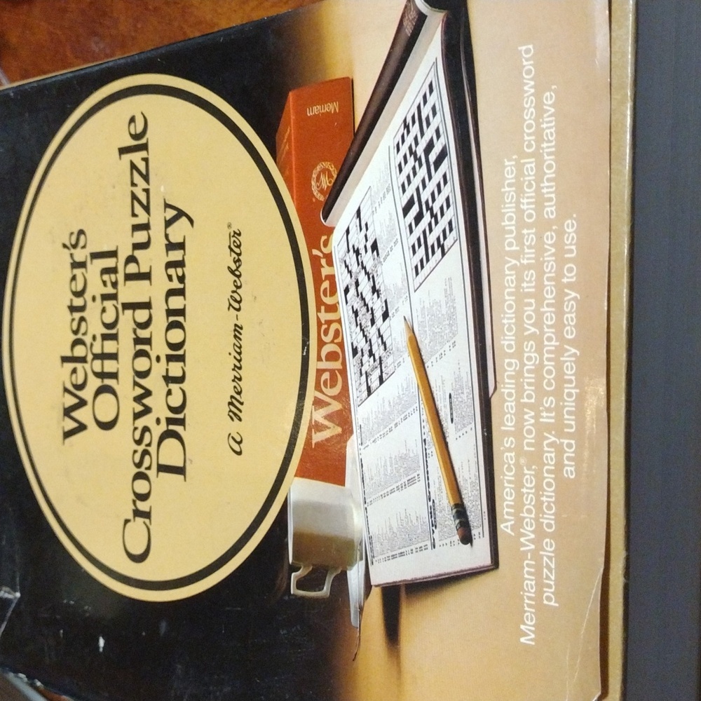Vintage Webster's crossword puzzle dictionary (1981)